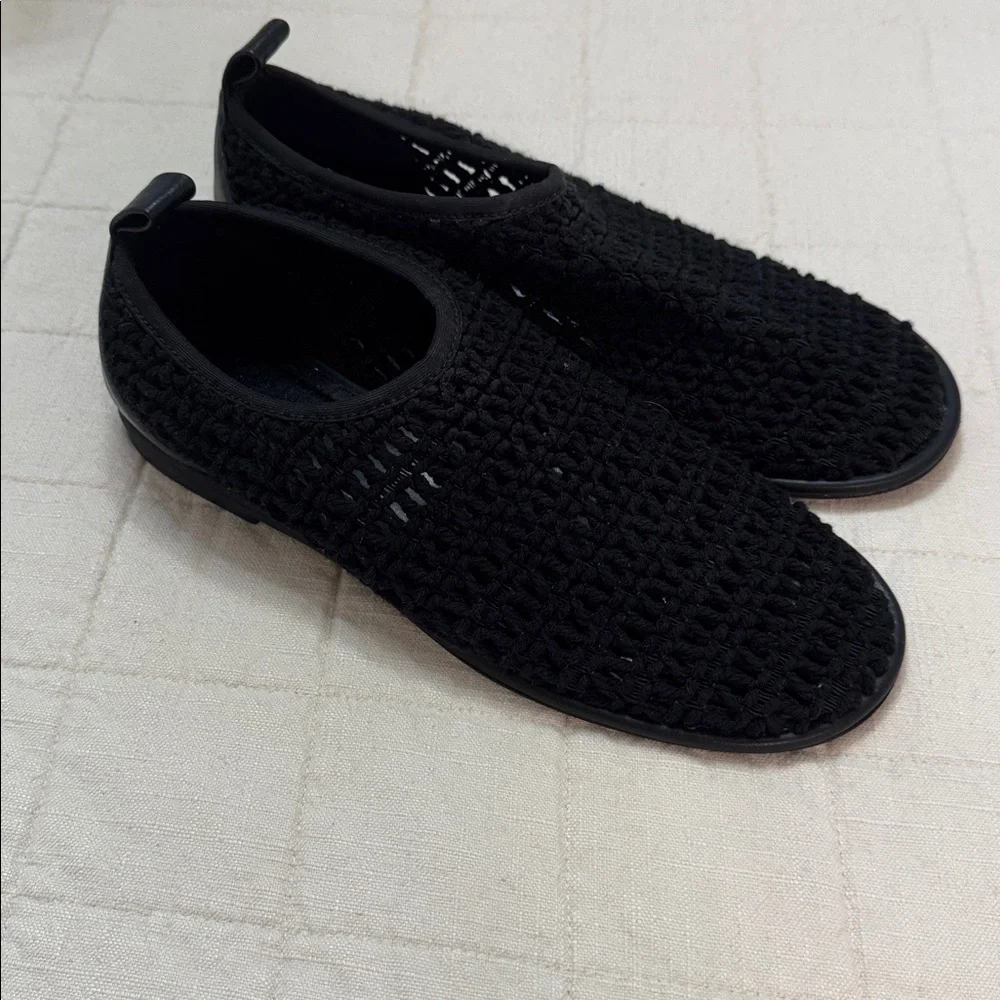 Crochet shoes - Picture 3 of 4